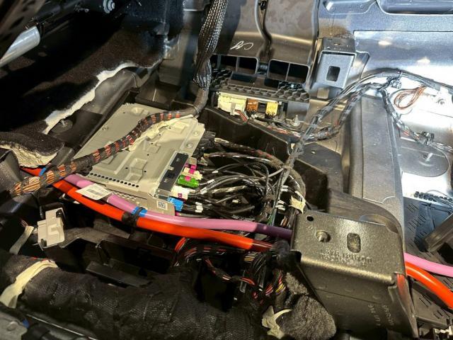 メルセデスマイバッハ ＧＬＳ６００にレーダー探知機／ＴＶキャンセラー／ドライブレコーダーの取り付けを致しました。お問合せ番号ＳＢ：１０２３０東京都世田谷区のジェミーズ株式会社　渋谷区　目黒区　港区　品川区　神奈川　横浜市　新規のお客様大歓迎