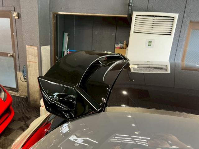 アバルト５９５のリアウィングを塗装し取付しました。お問合せ番号ＳＢ：１０３０９東京都世田谷区のジェミーズ株式会社　渋谷区　目黒区　港区　品川区　神奈川　横浜市　新規のお客様大歓迎　代車　レッカー