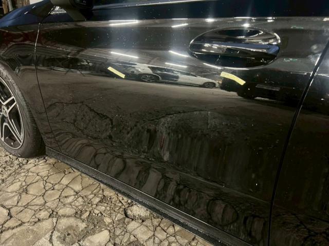 メルセデスベンツ Ａ２００ｄの傷ついてしまったボディを鈑金修理しました。お問合せ番号ＳＢ：１０３３１東京都世田谷区のジェミーズ株式会社　渋谷区　目黒区　港区　品川区　神奈川　新規のお客様大歓迎　代車　レッカー