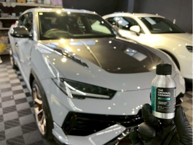 ランボルギーニ ウルスペルフォルマンテ／ファインラボ セラミックウルトラV2＋オリジナルセラミック／ホイール／インテリアコーティングのご紹介です　東京都世田谷区のジェミーズ株式会社　渋谷区　新規のお客様大歓迎　代車　レッカー