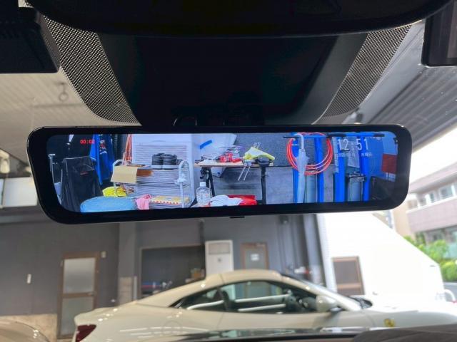 ランボルギーニ ウルスにサブロクシステム製デジタルインナーミラーの取付カスタムを致しました。お問合せ番号ＳＢ：１０３１５東京都世田谷区のジェミーズ株式会社　渋谷区　目黒区　港区　品川区　神奈川　横浜市　新規のお客様大歓迎　代車　レッカー