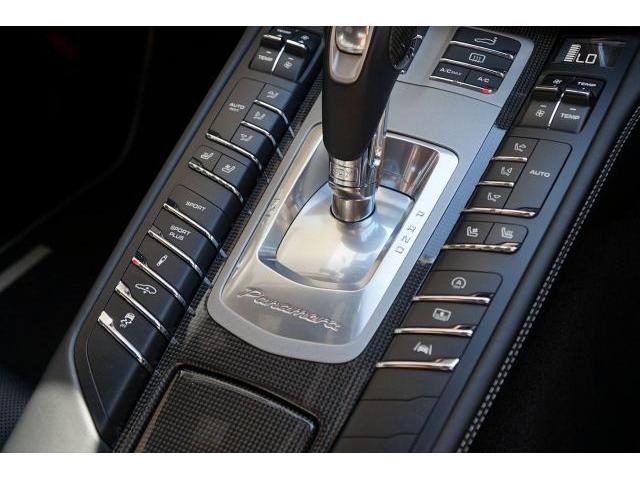 入庫情報 2015年モデル PORSCHE　パナメーラターボ カーボンインテリア スポクロ 純正20AW　東京都世田谷区のジェミーズ株式会社　渋谷区　目黒区　港区　品川区　神奈川　横浜市　新規のお客様大歓迎　代車　レッカー