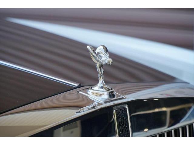 入庫情報 2016年モデル Rolls-Royceファントム ＳＷＢ スターライト リアモニター ディーラー車　東京都世田谷区のジェミーズ株式会社　渋谷区　目黒区　港区　品川区　神奈川　横浜市　新規のお客様大歓迎　代車　レッカー