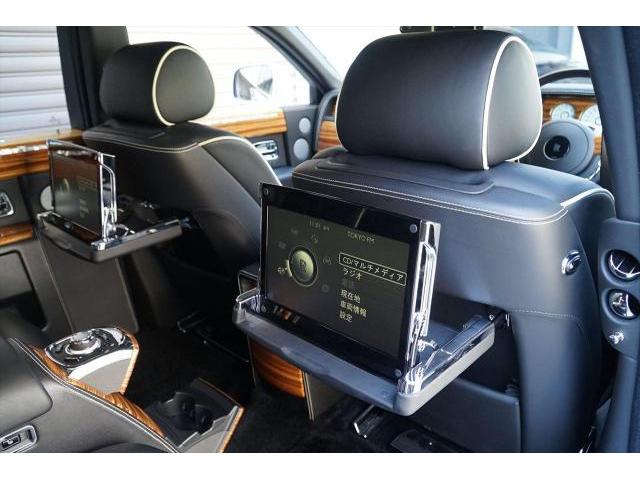 入庫情報 2016年モデル Rolls-Royceファントム ＳＷＢ スターライト リアモニター ディーラー車　東京都世田谷区のジェミーズ株式会社　渋谷区　目黒区　港区　品川区　神奈川　横浜市　新規のお客様大歓迎　代車　レッカー