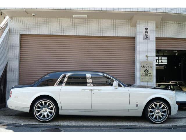 入庫情報 2016年モデル Rolls-Royceファントム ＳＷＢ スターライト リアモニター ディーラー車　東京都世田谷区のジェミーズ株式会社　渋谷区　目黒区　港区　品川区　神奈川　横浜市　新規のお客様大歓迎　代車　レッカー
