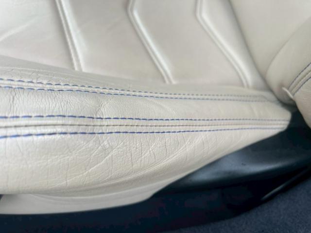 マセラティ グランカブリオ の傷んでしまったシートリペア致しました。東京都世田谷区のジェミーズ株式会社　渋谷区　目黒区　港区　品川区　神奈川　横浜市　新規のお客様大歓迎　代車　レッカー