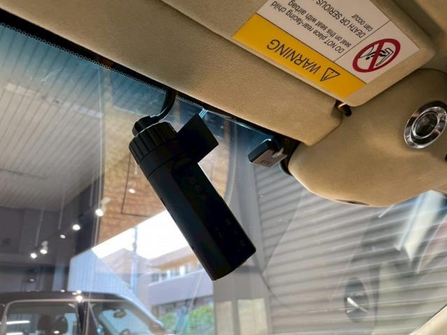 アストンマーティン ヴィラージュにユピテル前後ドラレコ（ＳＮ－ＴＷ９１ｄｉ）の取り付けを致しました。東京都世田谷区のジェミーズ株式会社　渋谷区　目黒区　港区　品川区　神奈川　横浜市　新規のお客様大歓迎　代車　レッカー