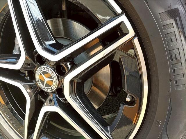 メルセデスベンツ ＧＬＢ２００ｄのアルミホイールリペアを致しました。東京都世田谷区のジェミーズ株式会社　渋谷区　目黒区　港区　品川区　神奈川　横浜市　新規のお客様大歓迎　代車　レッカー