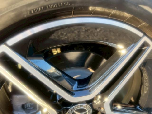メルセデスベンツ ＧＬＢ２００ｄのアルミホイールリペアを致しました。東京都世田谷区のジェミーズ株式会社　渋谷区　目黒区　港区　品川区　神奈川　横浜市　新規のお客様大歓迎　代車　レッカー