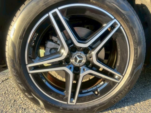 メルセデスベンツ ＧＬＢ２００ｄのアルミホイールリペアを致しました。東京都世田谷区のジェミーズ株式会社　渋谷区　目黒区　港区　品川区　神奈川　横浜市　新規のお客様大歓迎　代車　レッカー
