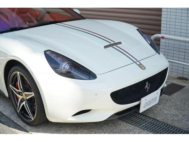 入庫情報 2013年モデル Ｆｅｒｒａｒｉカリフォルニア３０ ジャッポーネ 日本のみ10台限定で発売された「ジャッポーネ」の入庫です。東京都世田谷区のジェミーズ株式会社　渋谷区　目黒区　港区　品川区　神奈川　横浜市　新規のお客様大歓迎　代車