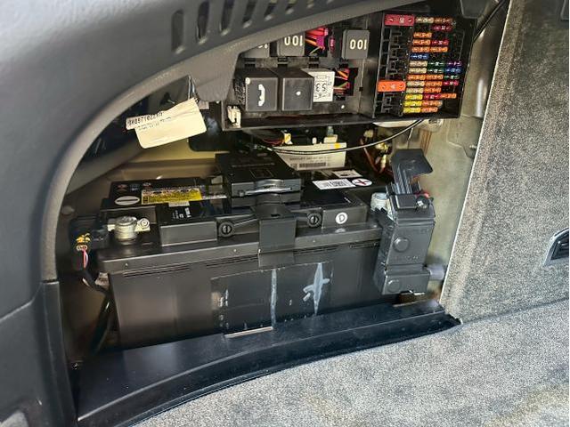 ベントレーコンチネンタルＧＴのバッテリー交換作業を致しました。お問合せ番号ＳＢ：１０５００東京都世田谷区のジェミーズ株式会社　渋谷区　目黒区　港区　品川区　神奈川　横浜市　新規のお客様大歓迎　代車　レッカー