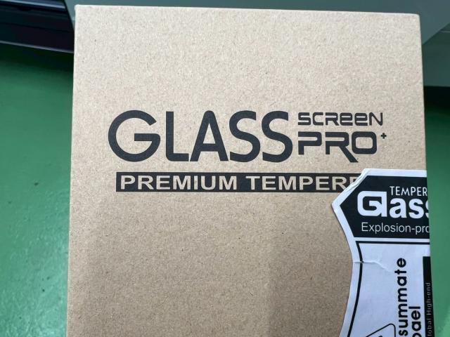 トヨタ アルファードのインテリア液晶パネルに保護フィルムの貼り付けを致しました。お問合せ番号ＳＢ：１０４１２東京都世田谷区のジェミーズ株式会社　渋谷区　目黒区　港区　品川区　神奈川　横浜市　新規のお客様大歓迎　代車　レッカー