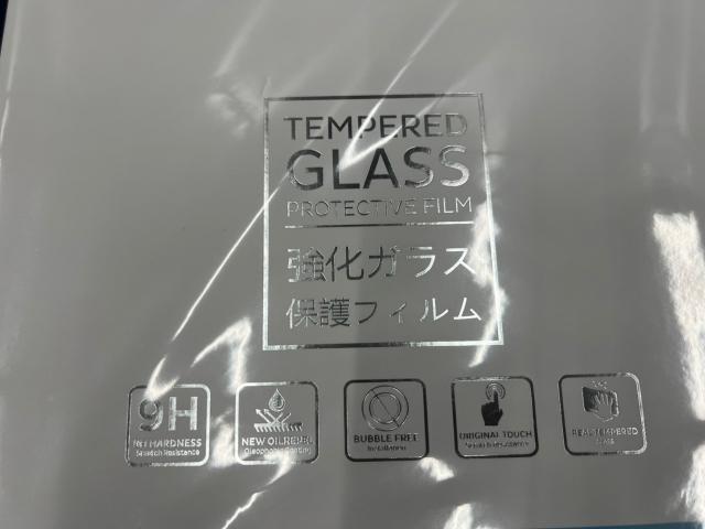 トヨタ アルファードのインテリア液晶パネルに保護フィルムの貼り付けを致しました。お問合せ番号ＳＢ：１０４１２東京都世田谷区のジェミーズ株式会社　渋谷区　目黒区　港区　品川区　神奈川　横浜市　新規のお客様大歓迎　代車　レッカー