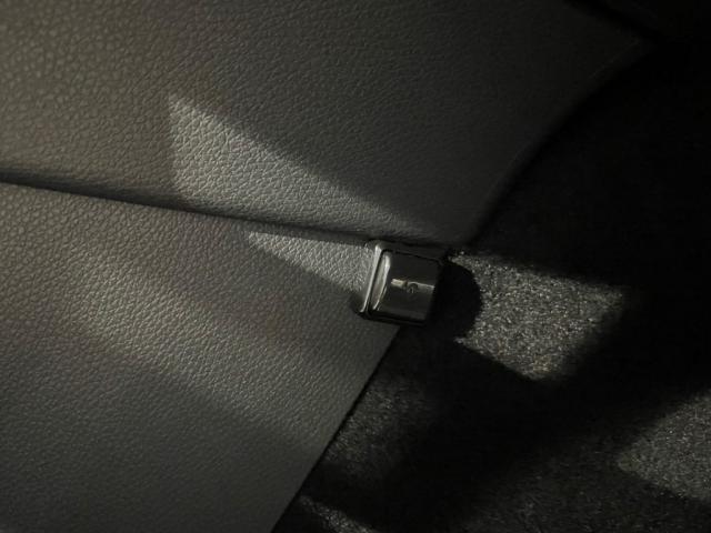 メルセデスＡＭＧＧＬＡ４５に（コードテック製）TVキャンセラーの取付けカスタムを致しました。お問合せ番号ＳＢ：１０３７１東京都世田谷区のジェミーズ株式会社　渋谷区　目黒区　港区　品川区　神奈川　横浜市　新規のお客様大歓迎　代車　レッカー