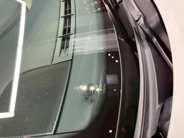 ポルシェ パナメーラターボ／フロントガラスコーティング＋撥水ワイパー交換のご紹介です 　東京都世田谷区のジェミーズ株式会社　渋谷区　目黒区　港区　品川区　神奈川　横浜市　川崎市　新規のお客様大歓迎　代車　レッカー
