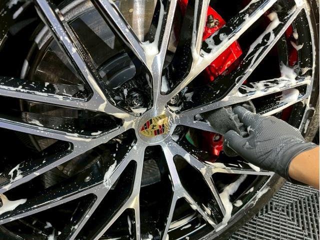 ポルシェ マカンGTS／セラミックプロイオン2層／ホイール／インテリアコーティングのご紹介です　東京都世田谷区のジェミーズ株式会社　渋谷区　目黒区　港区　品川区　神奈川　横浜市　川崎市　新規のお客様大歓迎　代車　レッカー