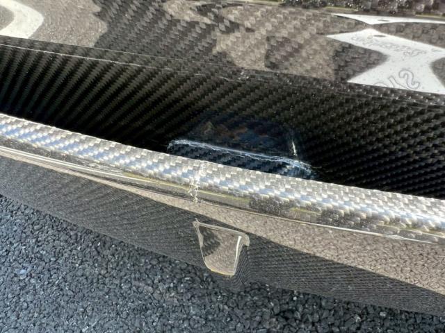 ランボルギーニ ウルスのリアディフューザーを鈑金修理致しました。お問合せ番号ＳＢ：１０５４３東京都世田谷区のジェミーズ株式会社　渋谷区　目黒区　港区　品川区　神奈川　横浜市　川崎市　新規のお客様大歓迎　代車　レッカー