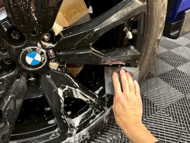 BMW X7／ファインラボ セラミックウルトラV2＋オリジナルセラミックコーティングのご紹介です　東京都世田谷区のジェミーズ株式会社　渋谷区　目黒区　港区　品川区　神奈川　新規のお客様大歓迎　代車　レッカー