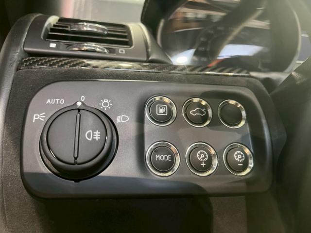 マセラティ グランカブリオ｜内装インテリアのべたつき除去【世田谷区】お問合せ番号ＳＢ：１０７０３東京都世田谷区のジェミーズ株式会社　渋谷区　目黒区　港区　品川区　神奈川　横浜市　新規のお客様大歓迎　代車　レッカー