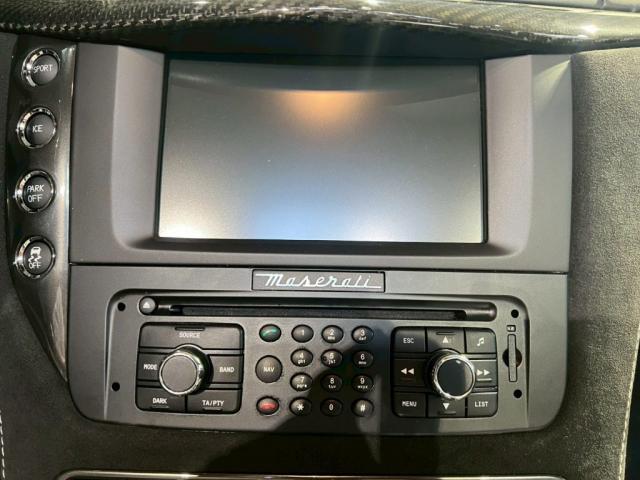 マセラティ グランカブリオ｜内装インテリアのべたつき除去【世田谷区】お問合せ番号ＳＢ：１０７０３東京都世田谷区のジェミーズ株式会社　渋谷区　目黒区　港区　品川区　神奈川　横浜市　新規のお客様大歓迎　代車　レッカー