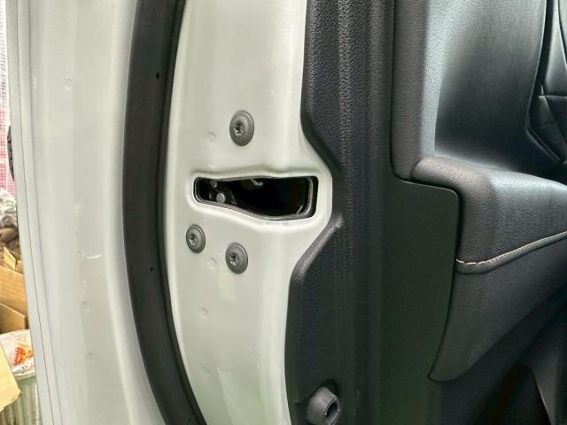 トヨタ アルファード │ イージークローザー取付【世田谷区】東京都世田谷区のジェミーズ株式会社　渋谷区　目黒区　港区　品川区　神奈川　横浜市　新規のお客様大歓迎　代車　レッカー