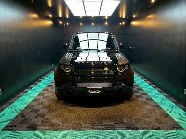 新車ランドローバー ディフェンダー110／セラミックプロイオン2層／ウィンドウ／ホイールコーティングのご紹介です　東京都世田谷区のジェミーズ株式会社　渋谷区　目黒区　港区　品川区　神奈川　横浜市　川崎市　新規のお客様大歓迎　代車　レッカー