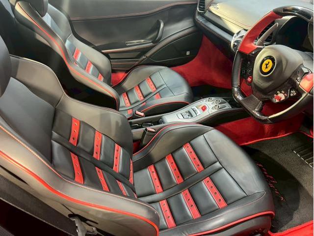 フェラーリ458スパイダー／ボディ磨き／インテリアクリーニングのご紹介です　東京都世田谷区のジェミーズ株式会社　渋谷区　目黒区　港区　品川区　神奈川　横浜市　新規のお客様大歓迎　代車　レッカー