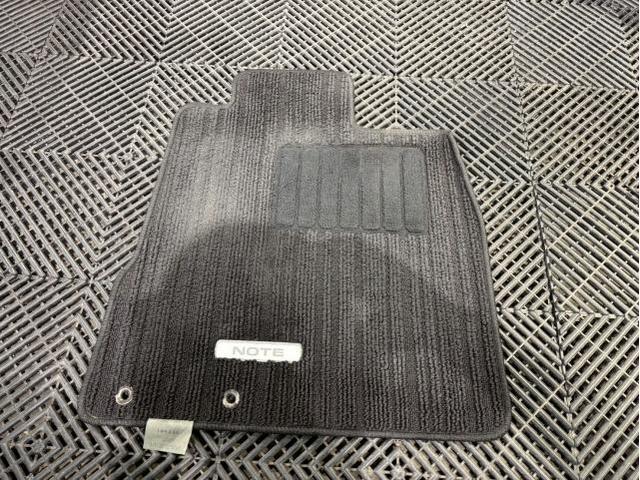 日産 ノート／【ペットの掃除】リンサークリーニング／ナノゾーンコートモビリティ光触媒コーティングのご紹介です　東京都世田谷区のジェミーズ株式会社　渋谷区　目黒区　港区　品川区　神奈川　横浜市　川崎市　新規のお客様大歓迎　代車　レッカー