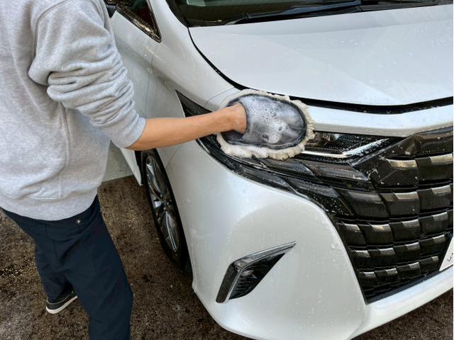 トヨタ アルファード／セラミックプロ レギュラーメンテナンスのご紹介です　東京都世田谷区のジェミーズ株式会社　渋谷区　目黒区　港区　品川区　神奈川　横浜市　川崎市　新規のお客様大歓迎　代車　レッカー