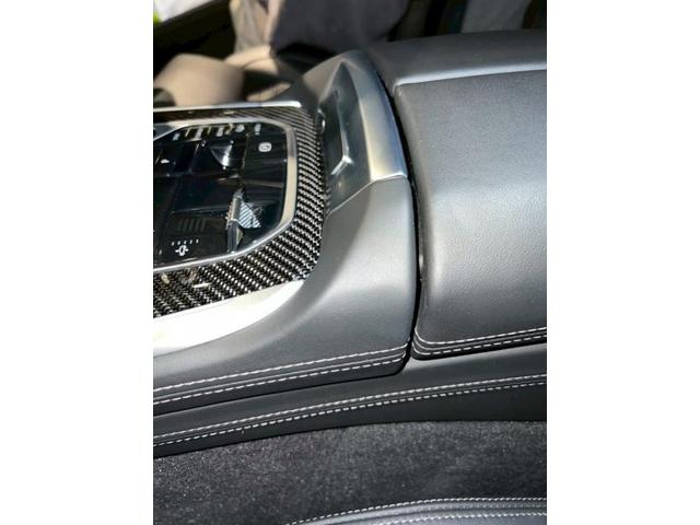 BMW Ｘ７│ センターコンソールリペア【世田谷区】お問合せ番号ＳＢ：１０１７０東京都世田谷区のジェミーズ株式会社　渋谷区　目黒区　港区　品川区　神奈川　横浜市　新規のお客様大歓迎　代車　レッカー