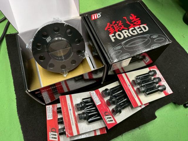 ＢＭＷ Ｘ７│ ＡＳＲフラップコントローラー／ロアリング／スペーサー取付【世田谷区】お問合せ番号ＳＢ：１０７００東京都世田谷区のジェミーズ株式会社　渋谷区　目黒区　港区　品川区　神奈川　横浜市　新規のお客様大歓迎　代車　レッカー