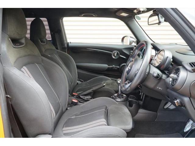 入庫情報 2016年モデル BMW MINIミニ ジョンクーパーワークス 東京都世田谷区のジェミーズ株式会社　渋谷区　目黒区　港区　品川区　新規のお客様大歓迎　代車　レッカー