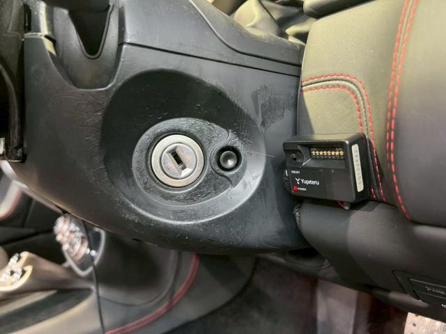 フェラーリ カリフォルニア｜内装インテリアのべたつき除去【世田谷区】お問合せ番号ＳＢ：１０７３３東京都世田谷区のジェミーズ株式会社　渋谷区　目黒区　港区　品川区　神奈川　横浜市　新規のお客様大歓迎　代車　レッカー