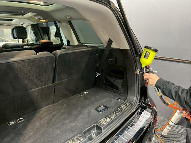 メルセデスベンツ GL550／【生活臭の掃除】リンサークリーニング／ナノゾーンコートモビリティ光触媒コーティングのご紹介です　東京都世田谷区のジェミーズ株式会社　渋谷区　目黒区　港区　品川区　神奈川　新規のお客様大歓迎　代車　レッカー