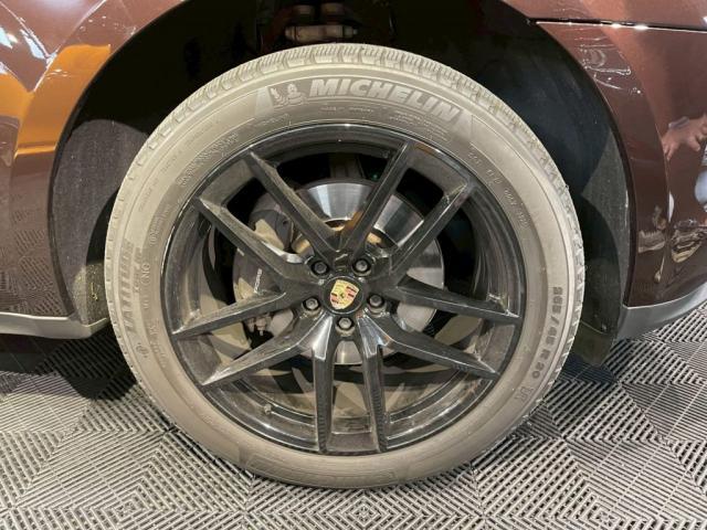 ポルシェ マカン／セラミックプロ レギュラーメンテナンスのご紹介です　東京都世田谷区のジェミーズ株式会社　渋谷区　目黒区　港区　品川区　神奈川　横浜市　川崎市　新規のお客様大歓迎　代車　レッカー