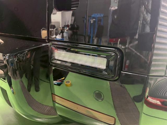 ランドローバー ディフェンダー │ レーダー／リバースランプ／サングラスフォルダー取付【世田谷区】お問合せ番号ＳＢ：１０７８９東京都世田谷区のジェミーズ株式会社　渋谷区　目黒区　港区　品川区　横浜市　新規のお客様大歓迎　代車　レッカー