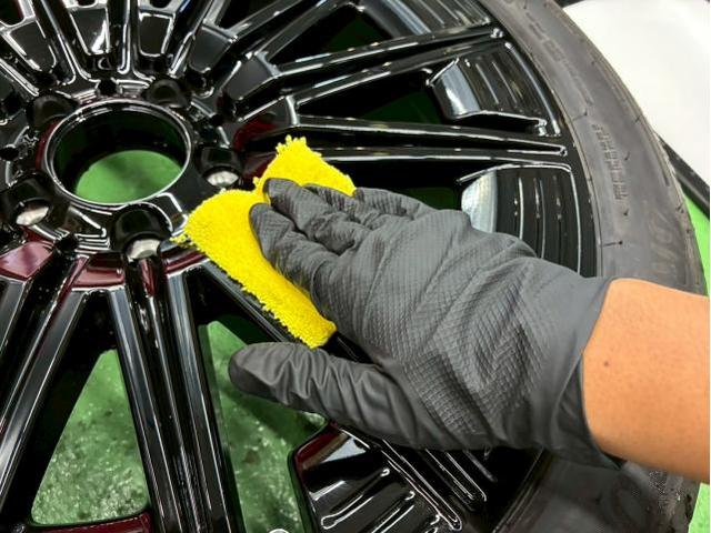 メルセデスベンツ GLB200d／ホイールコーティングのご紹介です　東京都世田谷区のジェミーズ株式会社　渋谷区　目黒区　港区　品川区　神奈川　横浜市　川崎市　新規のお客様大歓迎　代車　レッカー