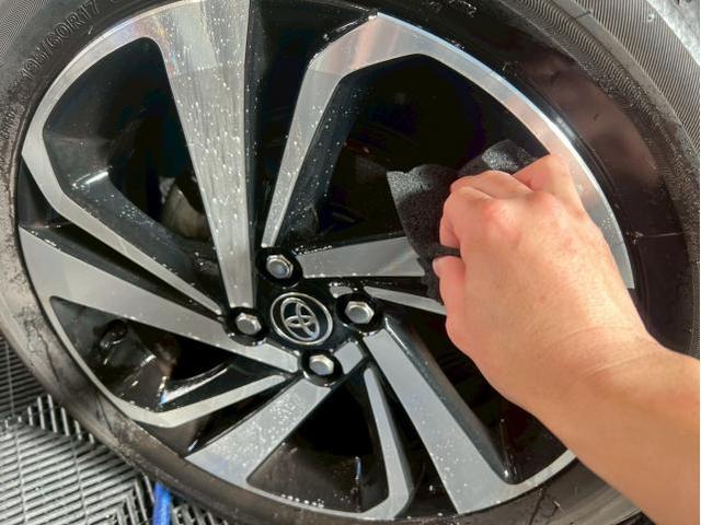 【トヨタ ライズ／Ceramic Pro ION】セラミックプロイオンレギュラーメンテナンス施工　東京都世田谷区のジェミーズ株式会社　渋谷区　目黒区　港区　品川区　神奈川　横浜市　川崎市　新規のお客様大歓迎　代車　レッカー