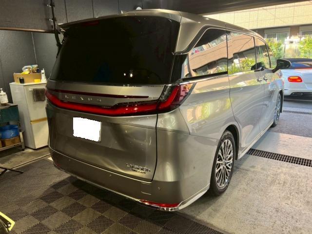 レクサス ＬＭ５００ │ スモークフィルム／ＵＶフィルム施工【世田谷区】お問合せ番号ＳＢ：１０８０４東京都世田谷区のジェミーズ株式会社　渋谷区　目黒区　港区　品川区　横浜市　新規のお客様大歓迎　代車　レッカー