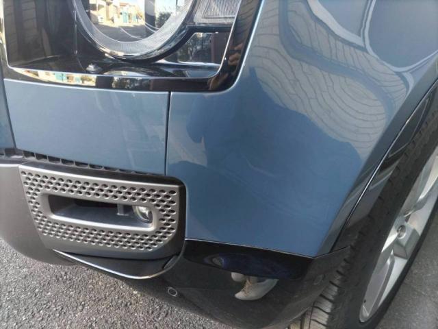 ランドローバー ディフェンダー１１０│ 鈑金修理【世田谷区】お問合せ番号ＳＢ：１０７４０東京都世田谷区のジェミーズ株式会社　渋谷区　目黒区　港区　品川区　神奈川　横浜市　川崎市　新規のお客様大歓迎　代車　レッカー