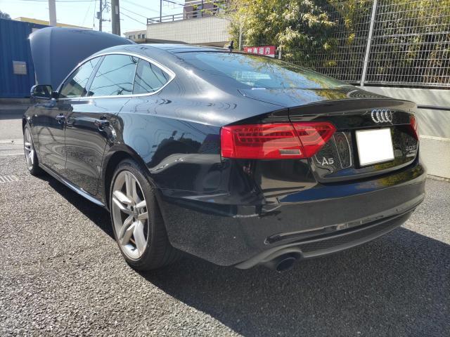 【バルブ交換】【LED化】アウディ　Audi　A5　スポーツバック　バーナー交換　持ち込み交換　A1 A3 A6 A8 Q3 Q5 Q7 R8　横浜市磯子区　 横浜市中区　横浜市港南区　　　　株式会社クローバー