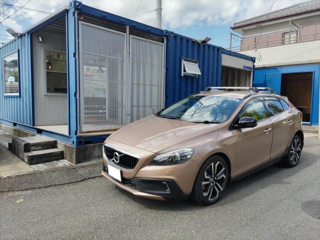 【シート交換】【ボディコーティング施工】VOLVO　ボルボ　V40　布シート　レザーシート　パワーシート　フロントシート　リアシート　横浜市磯子区　株式会社クローバー　キャッシュレス決済　無料代車