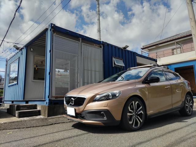 【シート交換】【ボディコーティング施工】VOLVO　ボルボ　V40　布シート　レザーシート　パワーシート　フロントシート　リアシート　横浜市磯子区　株式会社クローバー　キャッシュレス決済　無料代車