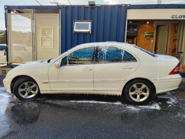 【ウォッシャーポンプ交換】【手洗い洗車】メルセデス・ベンツ　Mercedes-Benz　C１８０　W２０３　ウォッシャー液出ない　詰まり　ウインドウォッシャー　泡洗車　コーティング　鉄粉取り　水洗い　株式会社クローバー　キャッシュレス決済