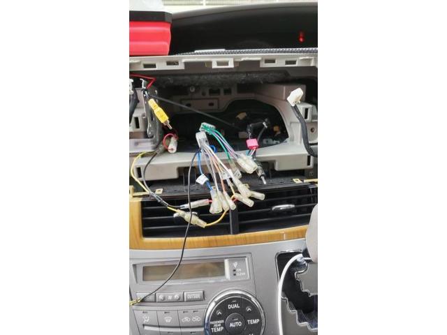 【ディスプレイオーディオ取り付け】トヨタ　エスティマ　50系　PORMIDO　PRA108　１DIN　CarPlay　Android Auto　無線接続　後付け　オーディオレス　ナビ交換　取り外し　スマホ連動　神奈川県　横浜市　磯子区