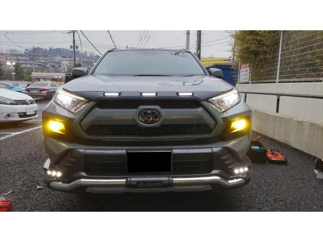 【RAV4　LEDバルブ交換】　FCL　ホワイト×イエロー切替可能