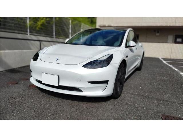 【ヨークステアリング】テスラ　モデル３　ステアリング交換　純正から社外　ホーンパッド　電装品　持ち込み取り付け　業者　ショップ　アリエク　Amazon　各種テスラ車作業可能　実績多数　東京都　埼玉県　千葉県　静岡県　神奈川県　横浜市　川崎市