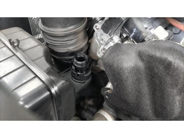 【BMW F10 5シリーズ】株式会社クローバー 輸入車修理 外車メンテンス エンジンオイル系トラブル ブローバイホース パーツ劣化 白煙対策 神奈川県横浜市全般 代車 持込OK