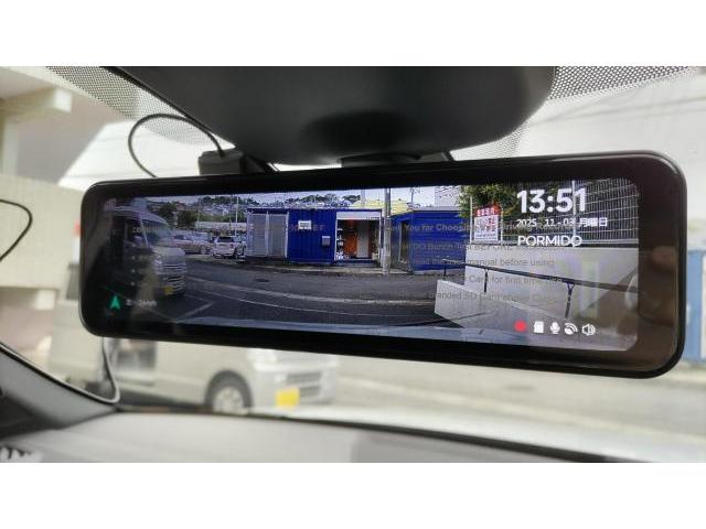 【デジタルインナーミラー】アウディ　Ｑ３スポーツバック　PORMIDO　PRD81C　前後カメラ　交換型　ミラーステー　駐車監視　電源　裏配線　ドライブレコーダー　ドラレコ　神奈川県　横浜市　磯子区　持ち込み取り付け　輸入車OK　実績多数